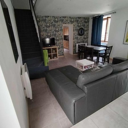 Gite Rue Pasteur Is-sur-Tille Exterior foto